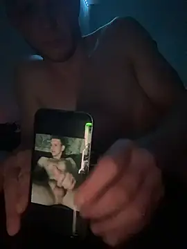 VelvetKingg stripchat live cam model