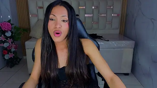 clara_evanss_s stripchat live cam model