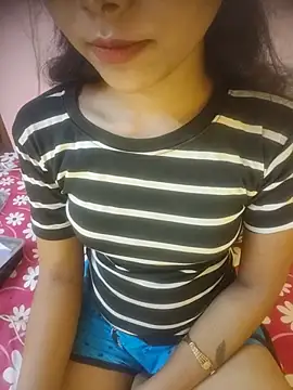 hott_mia stripchat live cam model