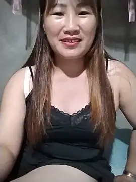 emini-xx stripchat live cam model