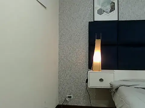SaraLjordad stripchat live cam model