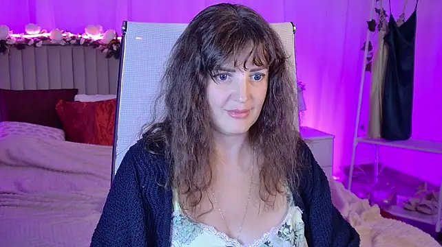 AureliaVane stripchat live cam model