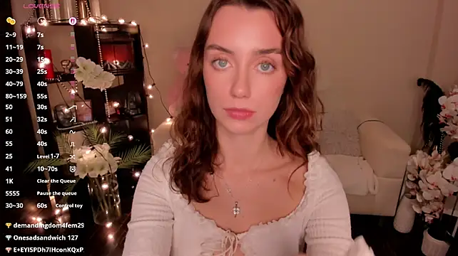 SSweettyGirl stripchat live cam model