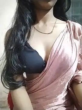 Aadhya29 stripchat live cam model