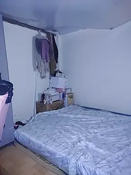 Yinzing_502 stripchat live cam model