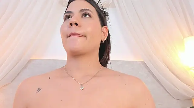 Hanna_gomeez_ stripchat live cam model