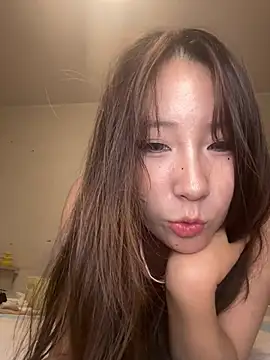 CCUU-CC stripchat live cam model