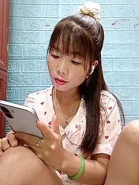 AmyLinee01 stripchat live cam model