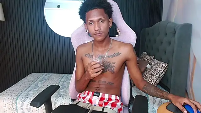 ManSant stripchat live cam model