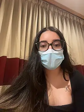 jAsMinE678 stripchat live cam model
