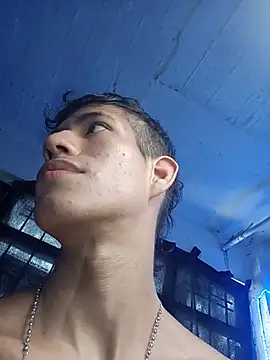 dareck_18 stripchat live cam model