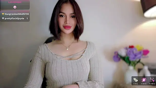 Anna_HollyDoll stripchat live cam model