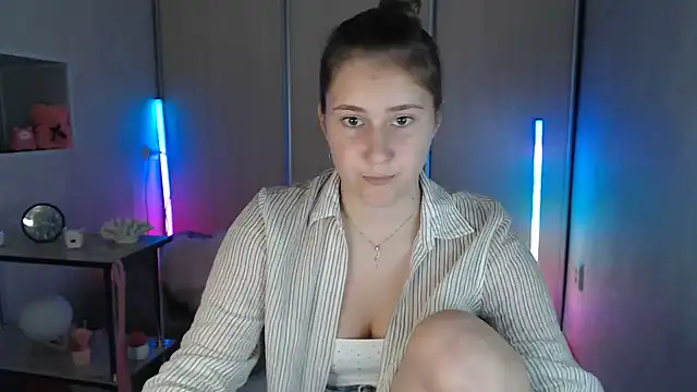 Milka_kamila stripchat live cam model
