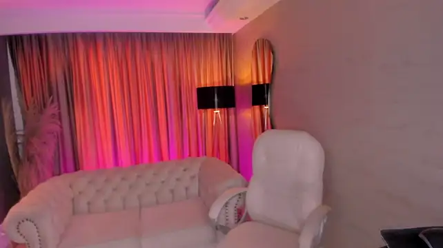 Kim_stonee stripchat live cam model