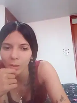 BigbuttBrooklyn_ stripchat live cam model