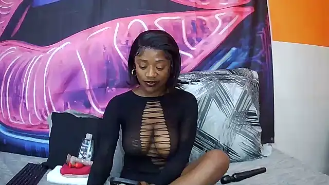 SexyAdel11 stripchat live cam model