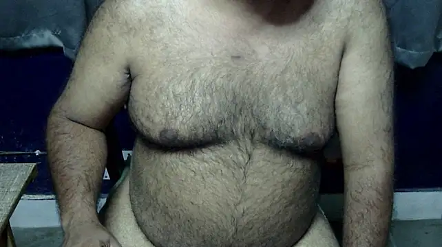hairysubcub_70 stripchat live cam model
