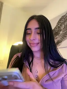 IsabellaNoir_ stripchat live cam model