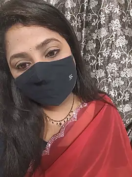 Honey_telugu7 stripchat live cam model