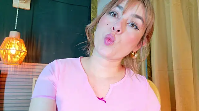 AnnaVictoria__ stripchat live cam model