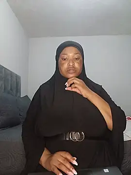 Sweetbxxx24 stripchat live cam model