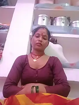 CHANDNi_700 stripchat live cam model