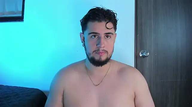 Ryan_evannss_ stripchat live cam model