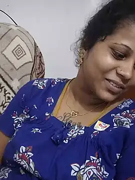 Jillukutty143 stripchat live cam model