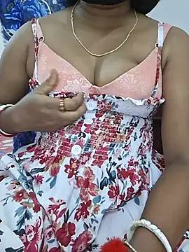 Hotty_Priyanka stripchat live cam model