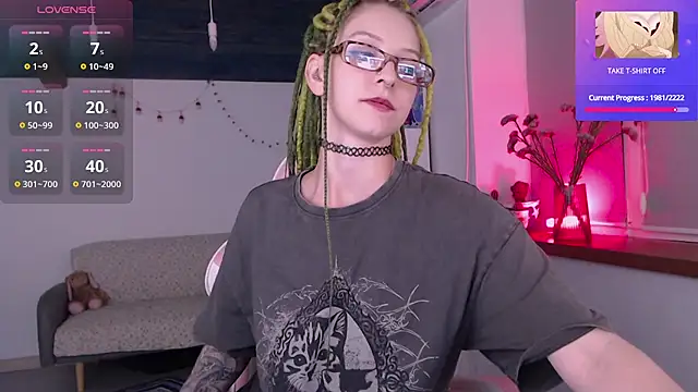 Akiko_Hentai stripchat live cam model