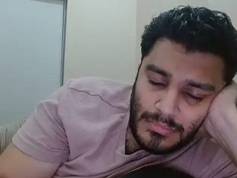 robintoit stripchat live cam model