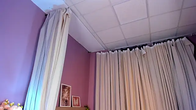 Dearly_Emily stripchat live cam model
