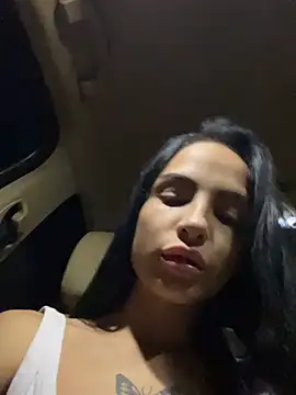 Evelin199 stripchat live cam model