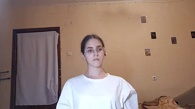Katelemon stripchat live cam model