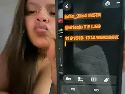 juel1sa stripchat live cam model