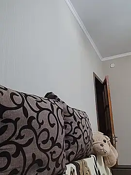 HelgaDennis stripchat live cam model