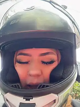 ChloeCollins__ stripchat live cam model