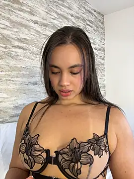 Meli-Bleir stripchat live cam model