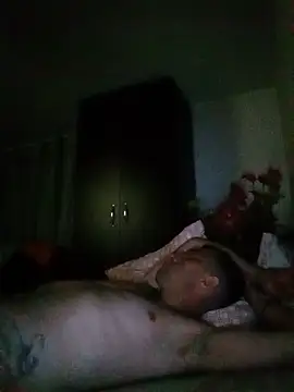 onutuinm stripchat live cam model