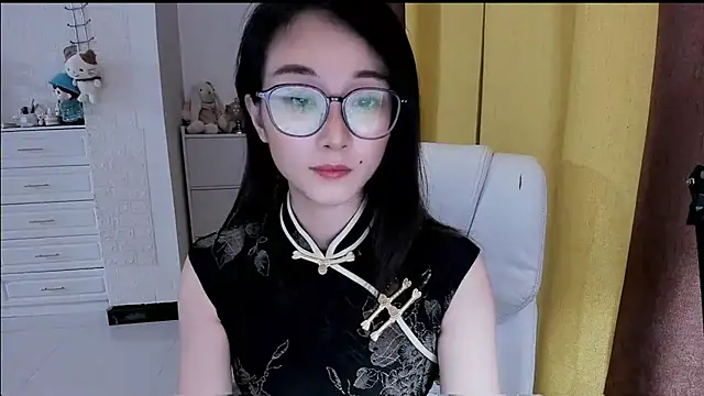 NIAN-er stripchat live cam model