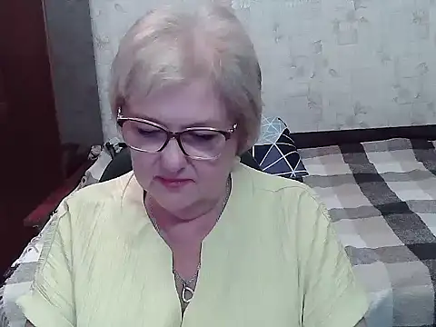 Renata62011 stripchat live cam model