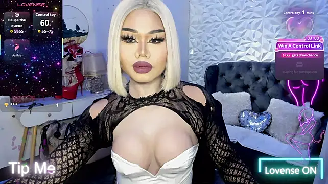Playful_Viennaxx stripchat live cam model