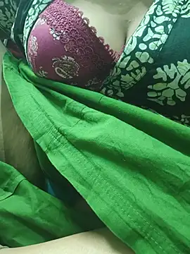 puja123434 stripchat live cam model