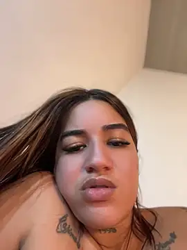 Little_Gaby_ stripchat live cam model