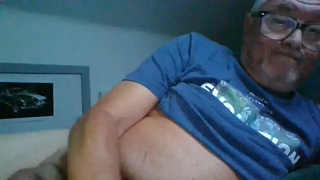 naughtygrandad1 stripchat live cam model