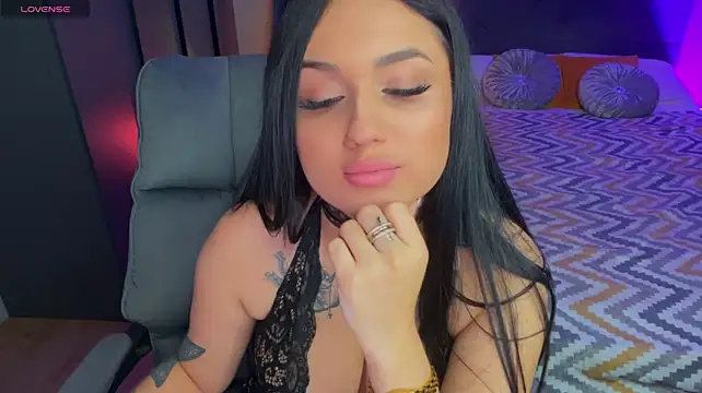 mygoddesshecate stripchat live cam model