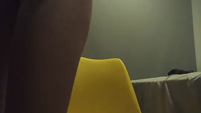 LariBodyMagic stripchat live cam model