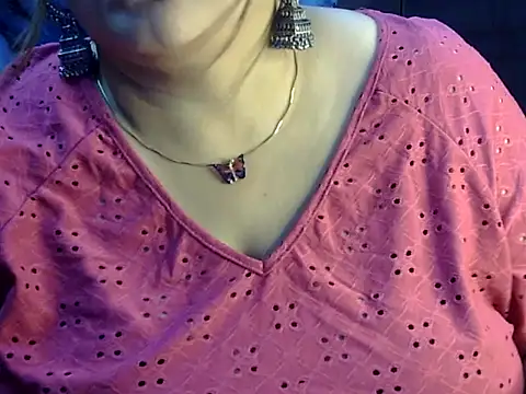 Soniya_Sha stripchat live cam model
