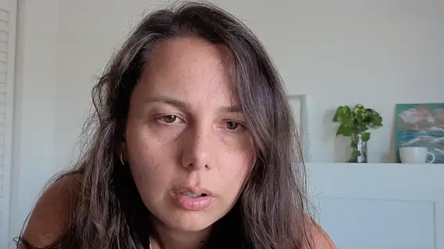 bellag825 stripchat live cam model