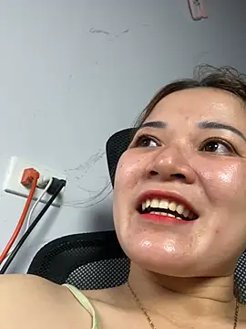 Miu_bong stripchat live cam model